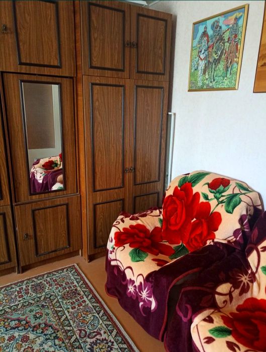 Квартира 4х комнатная, Абая, центр, продам.