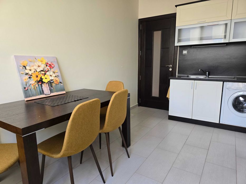 Продава се Тристаен апартамент в София, Яворов - 98 кв.м за 9 €/кв.м - Снимка #7