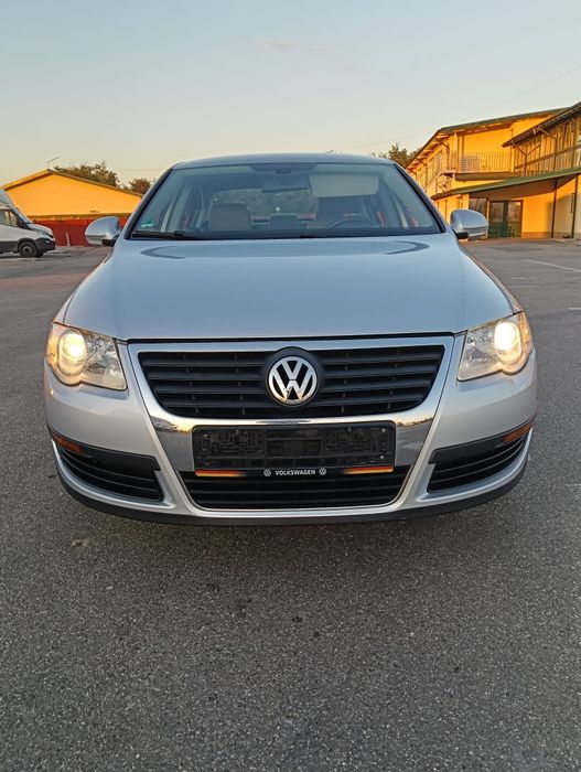 Volkswagen Passat B6, limuzină, 1.6 benzină, Import Germania