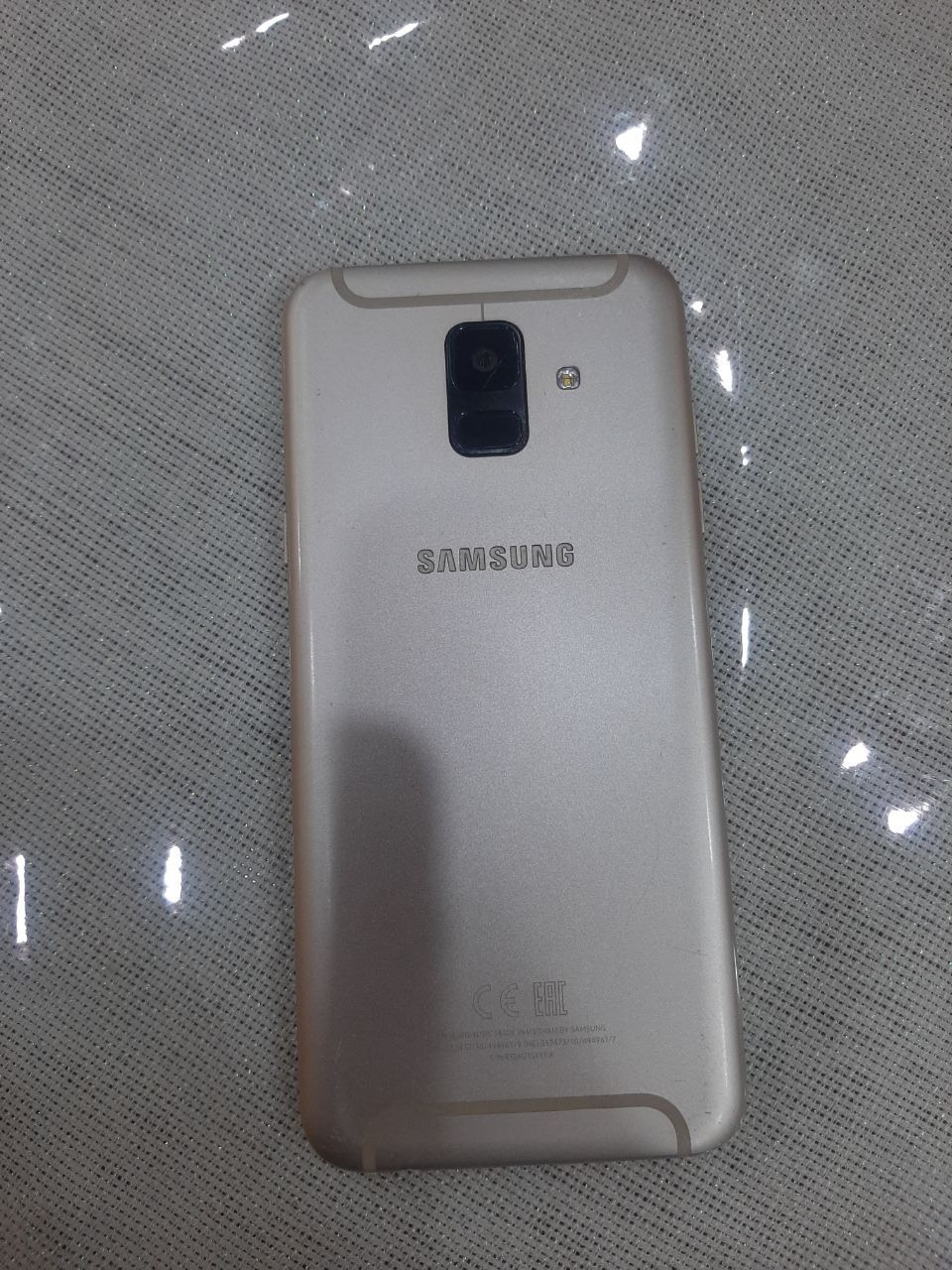 Samsung A6 32гб идеал