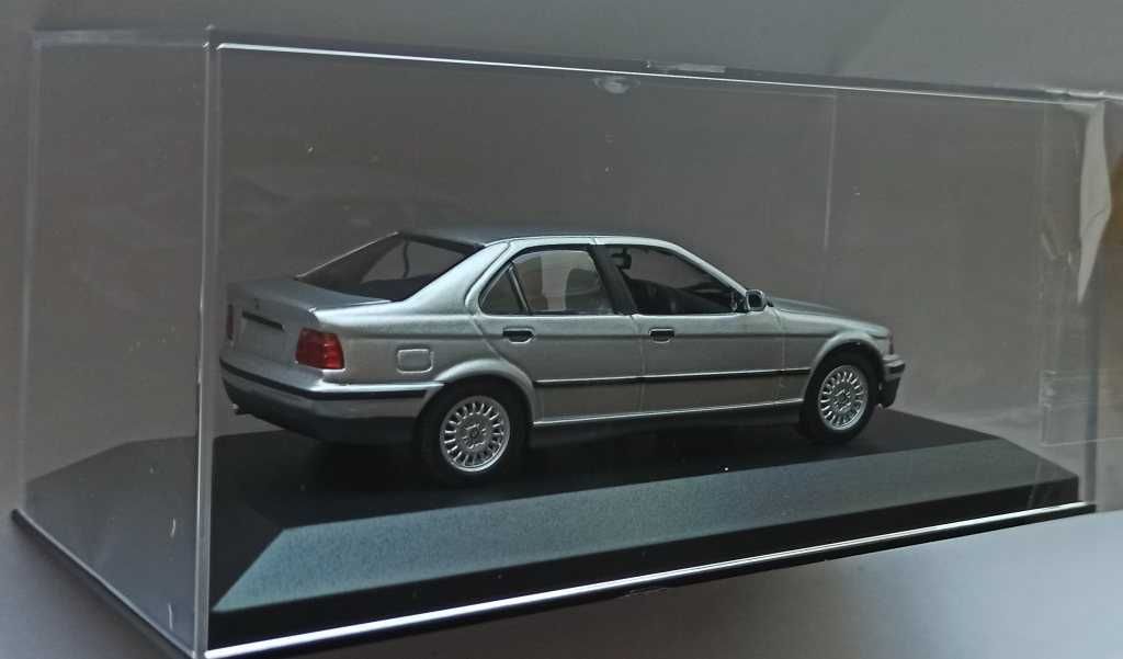 Macheta BMW seria 3 4 usi E36 "Pisicuta" 1991 silver - Minichamps 1/43