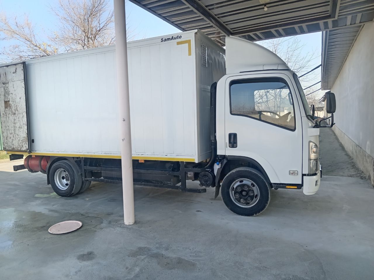 Isuzu senji np71