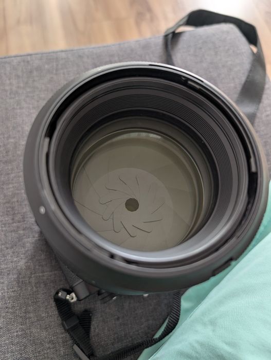 Obiectiv Nikon Plena 135 mm cu 4 ani garantie