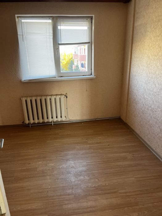 Vand apartament decomandat 3 camere