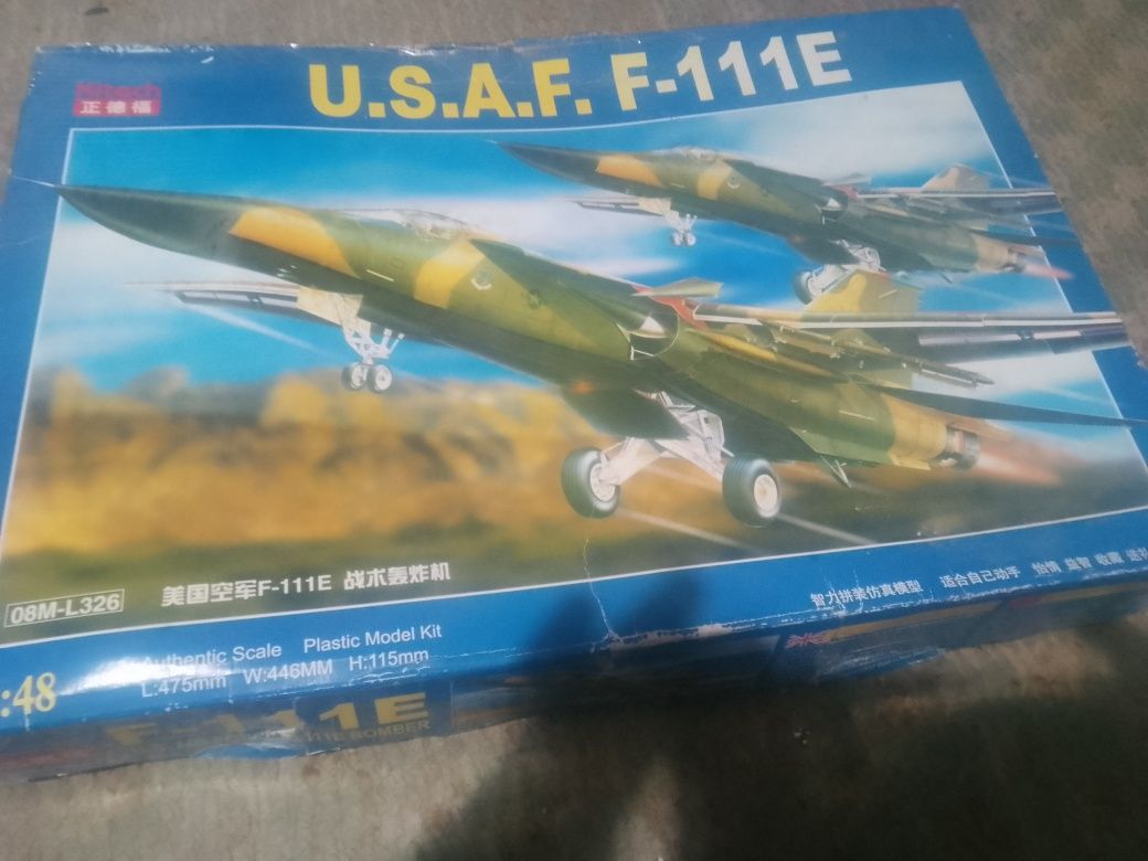 Бомбандировач F-111E