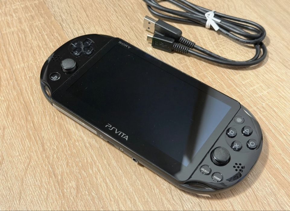 Consola Sony Playstation Vita Slim PCH 2016