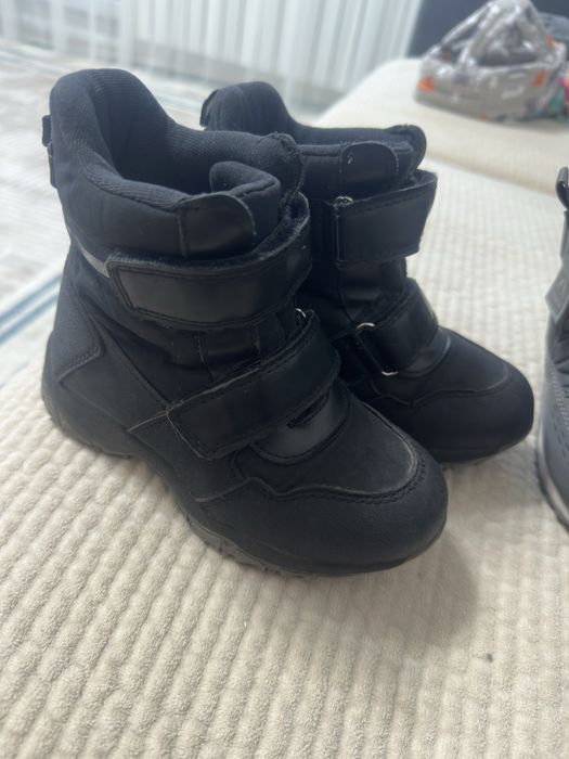 Продам зимние ботинки