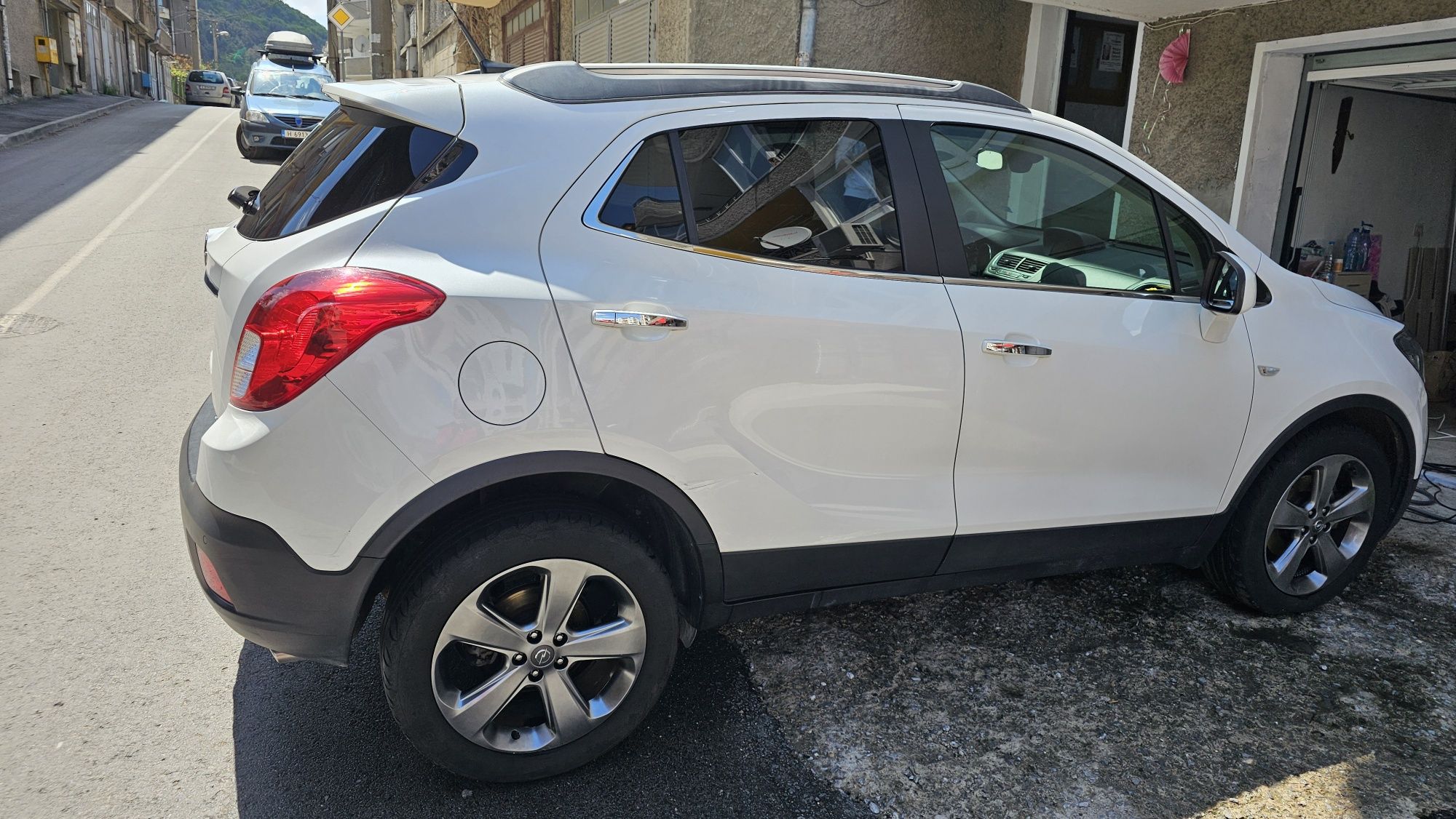 Опел Мока Opel Mokka 1.7CDTI ръчка реални км. навигация камера топ