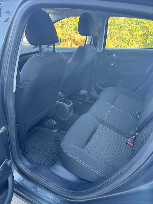 Vând Peugeot 208, An 2016, 1.5 Diesel, 95 CP