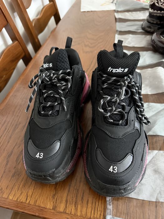Balenciaga Triple s