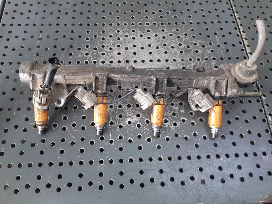 rampa cu injectoare 1.0 b  f10dn suzuki alto