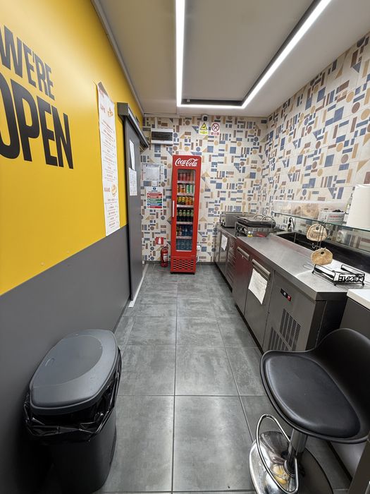 Spatiu comercial ASE, Romana, Dorobanti cu vanzare la geam