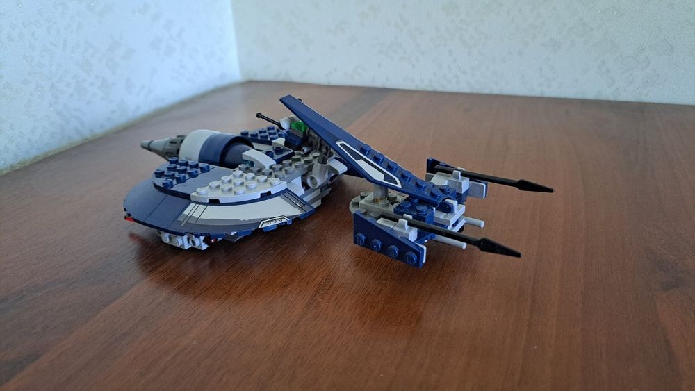 Набор ЛЕГО Стар Варс:Боевой спидер генерала гривуса