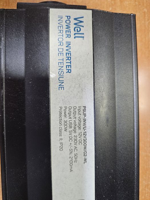 Invertor de tensiune cu usb, 12v -> 220v, 300wati