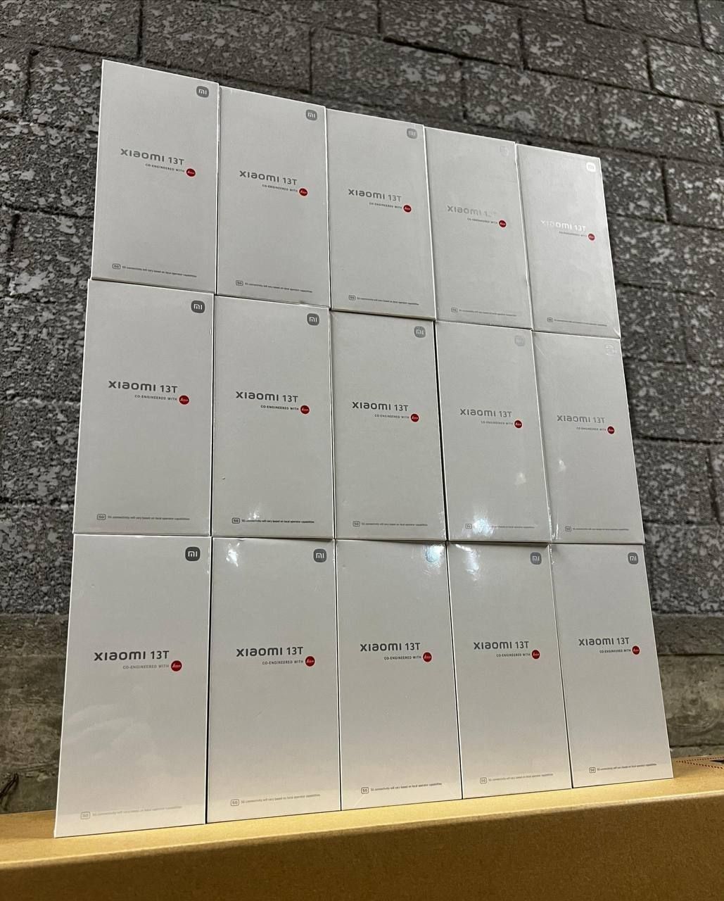 Xiaomi 13 T-T Pro 5G  12/512 new new + dostavka

Xi