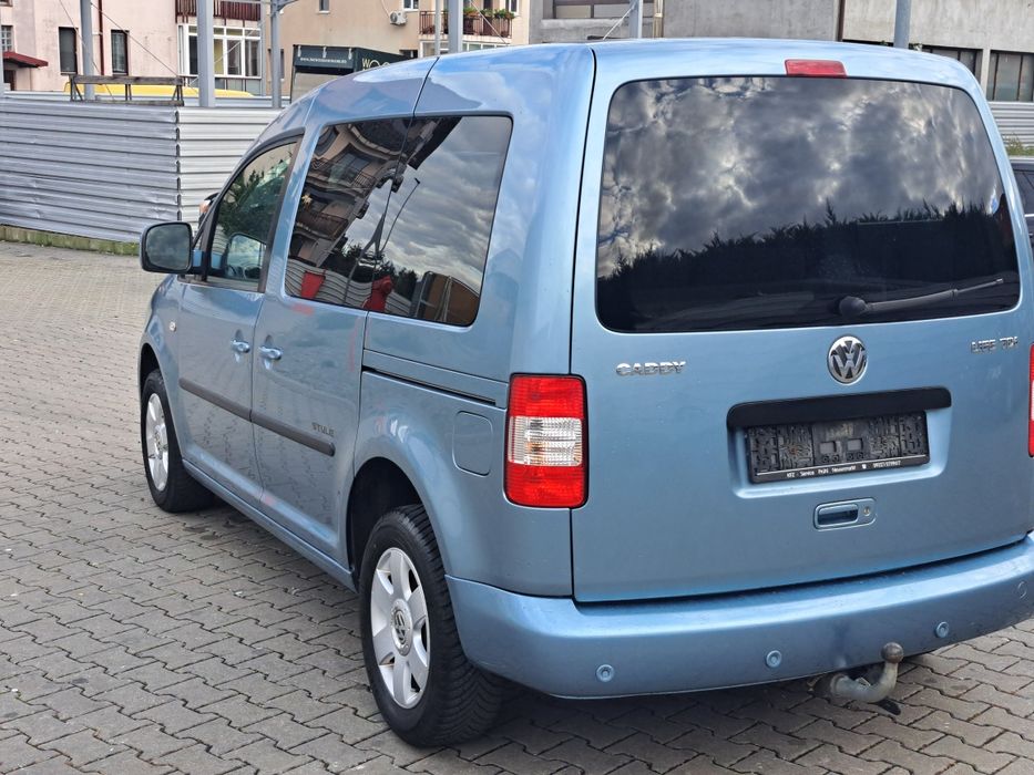Vând VW Caddy 1.9 tdi