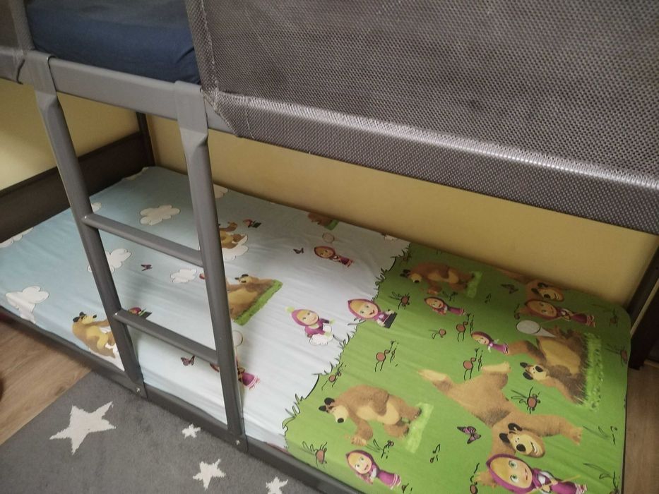 Детско двуетажно метално легло
