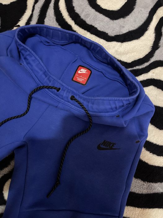 Pantaloni Nike tech pentru barbați