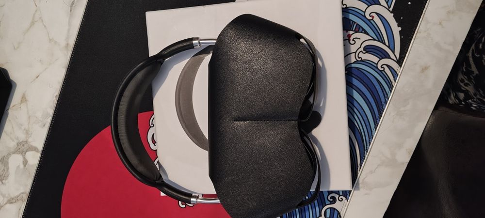 Vând airpods max,noi