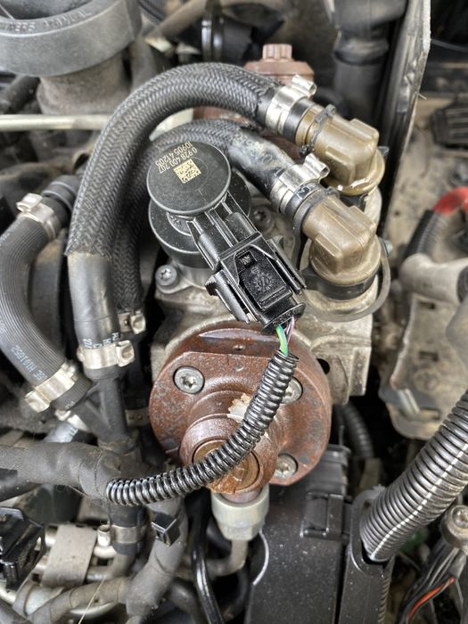 Pompă motorină înaltă presiune Volvo XC 60 2.4 D 2012