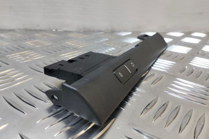 Buton grila ventilatie 3D0919815L Volkswagen VW Phaeton prima generat