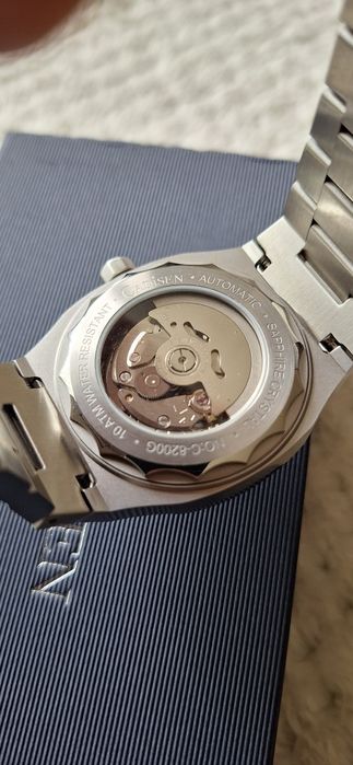 Nou! Ceas automatic, cu Seiko NH35A.