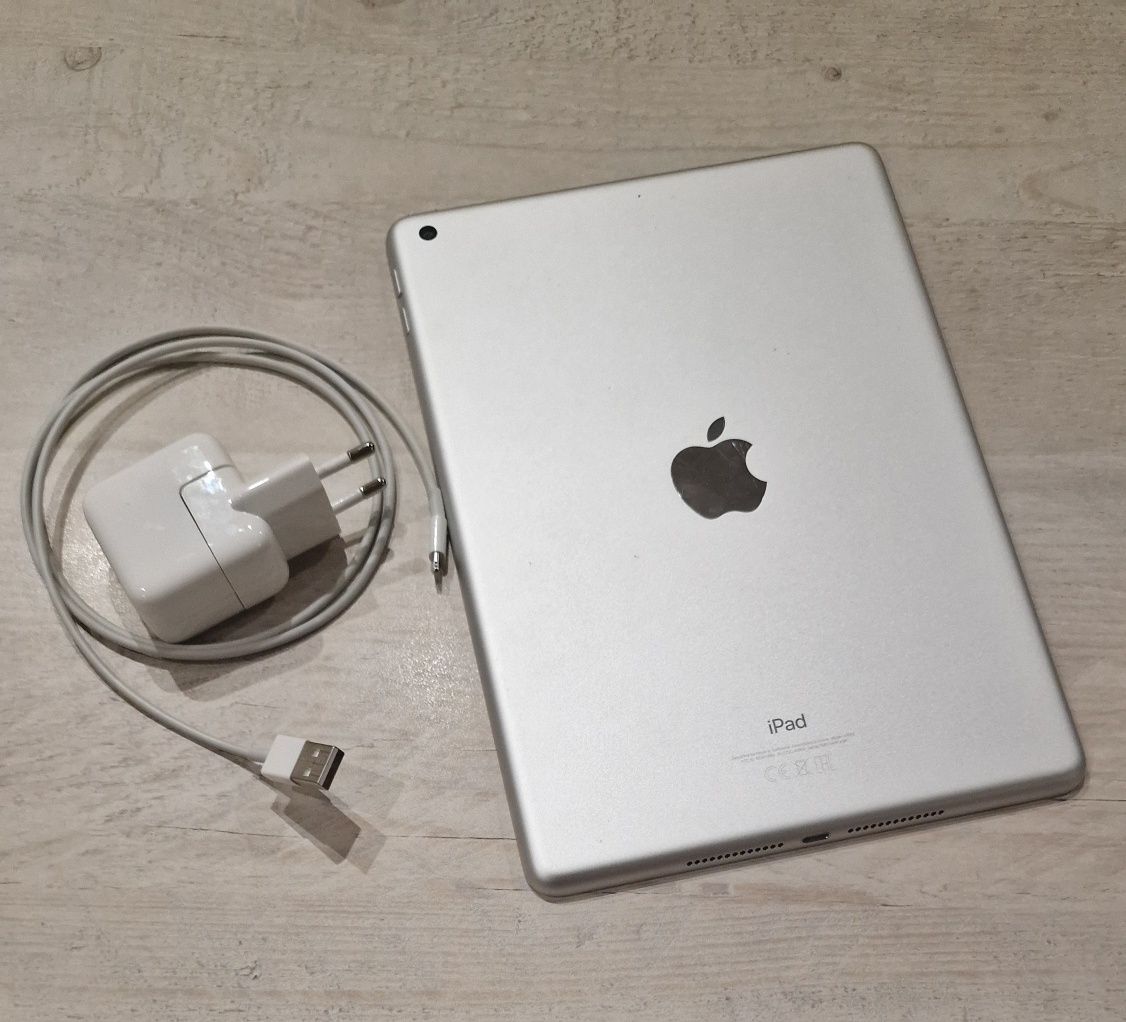 Таблет ipad 6 - та генерация, 32gb и с писалка