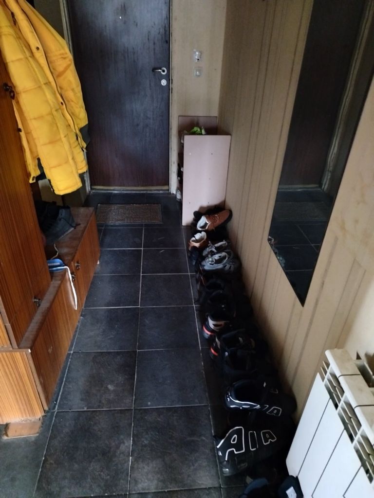 Продава се Тристаен апартамент в Перник, Тева - 90 кв.м за 850 €/кв.м - Снимка #2