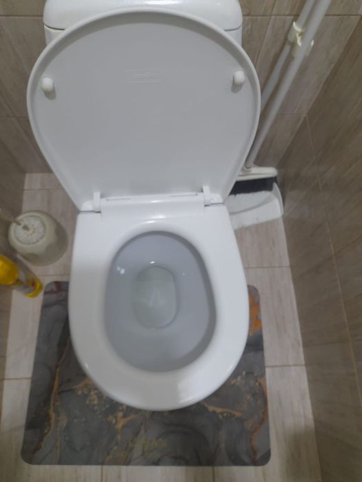 Унитаз б/у в хорошем состоянии