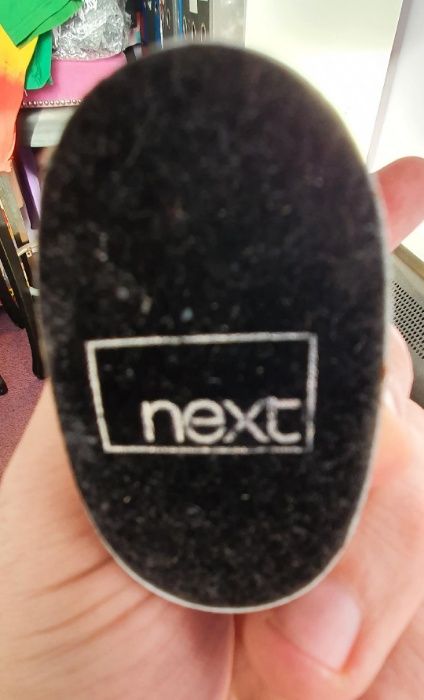 Calut inorog din metal alb