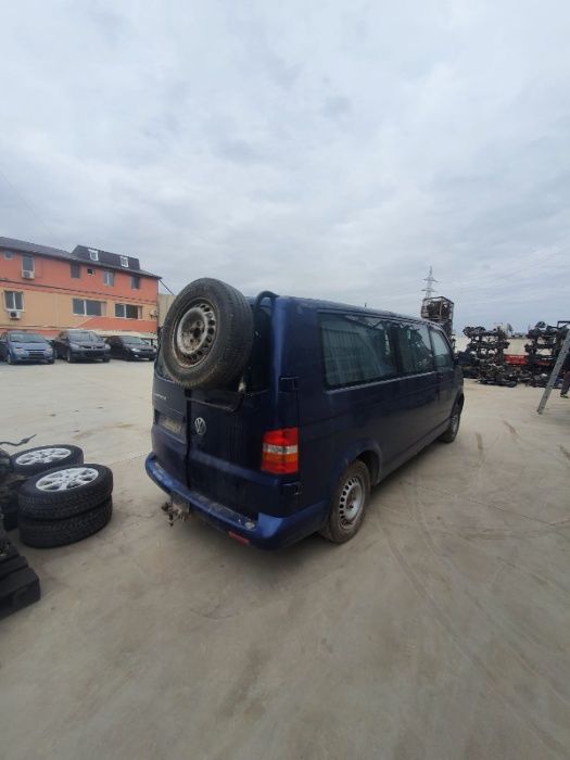 VW transporter t5 motor 2.5 Dezmembrez/Dezmembram
