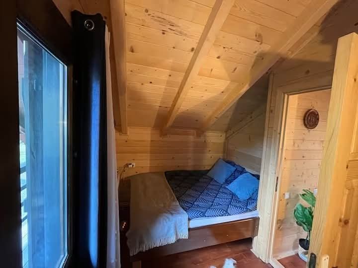 Inchiriez cabana revelion 45mp cu saună Lunca Vișagului