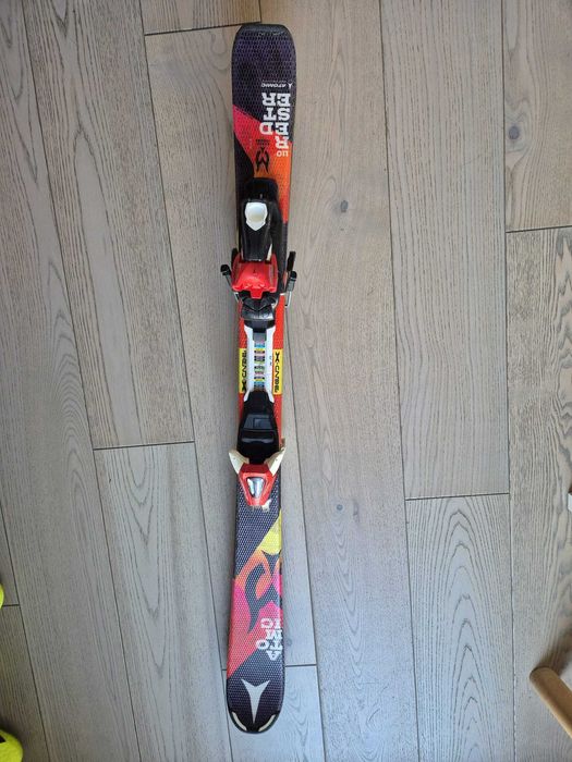 Schiuri Atomic Redster JR cu legături Atomic XTL – lungime 110 cm