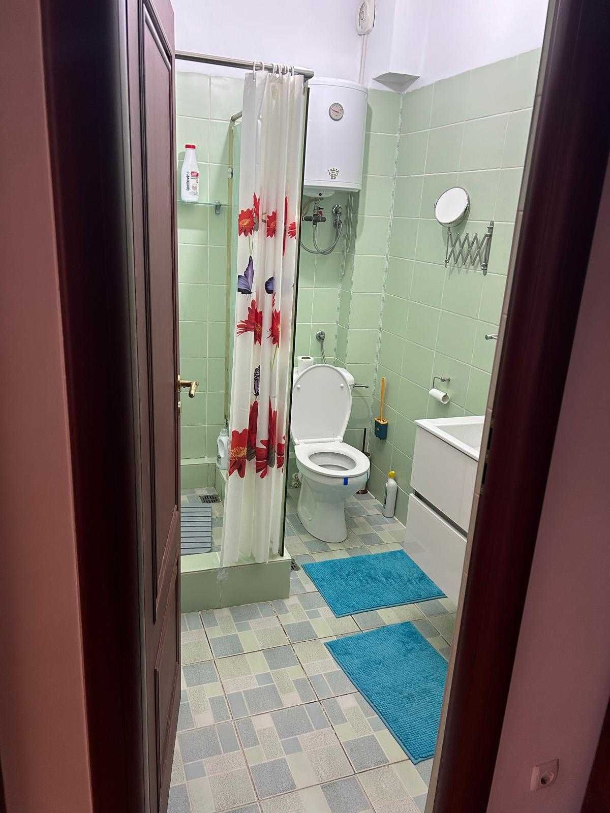 vand/schimb 3 camere (modificat din 4) Bucuresti central 280.000 euro