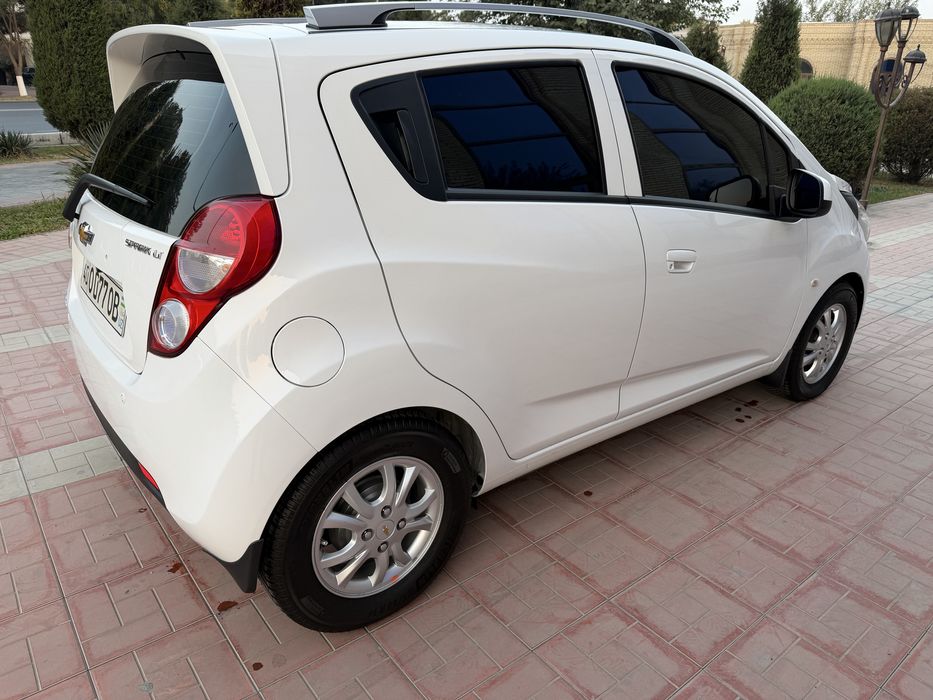 Spark Aftamat Rangi oq