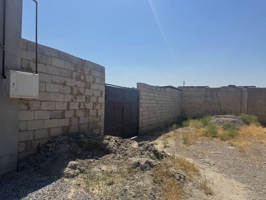 Участка сотилади