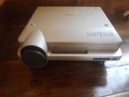 SHARP  liquid crystal LCD Projector XV120ZU