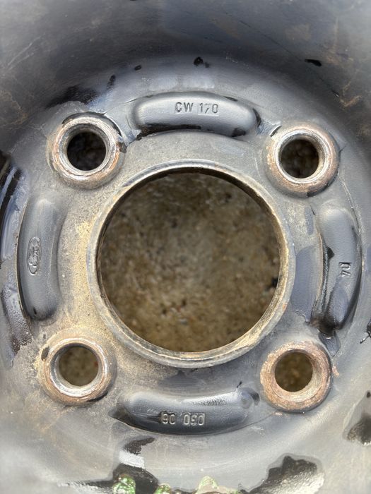 Летни гуми с железни джанти