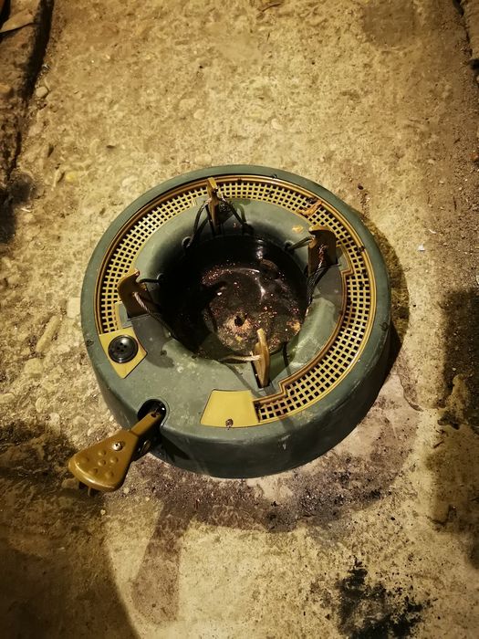 Стойка за коледно дърво