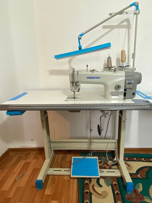 Швейная машинка