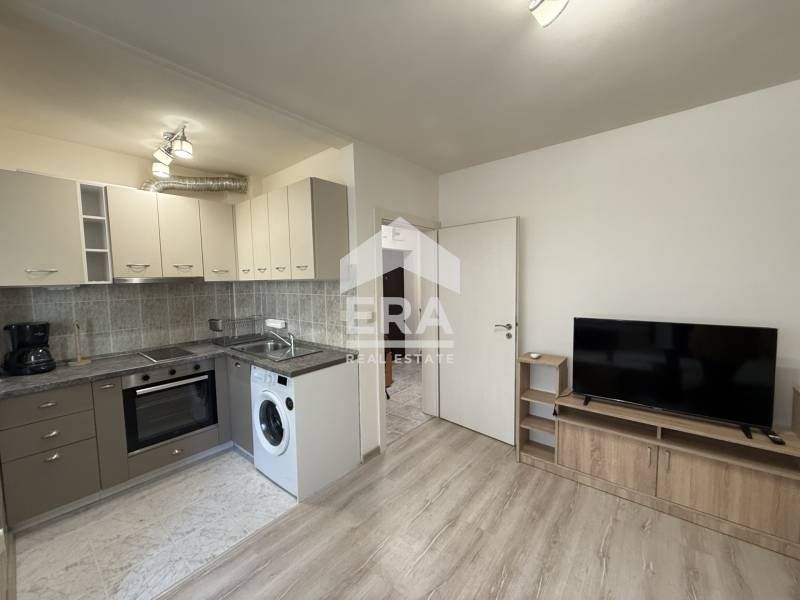 Дава се под наем Двустаен апартамент в Варна, Лятно кино Тракия - 70 кв.м за 460 € - Снимка #3