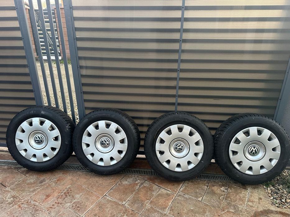 Vând set Jante cu Anvelope iarna M+S 195/65/15