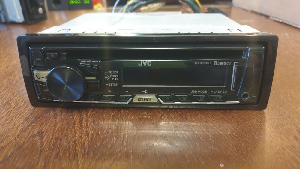 Авто плеър радио музика за кола JVC CD MP-3 USB AUX Bluetooth
