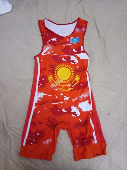 Продам нательник