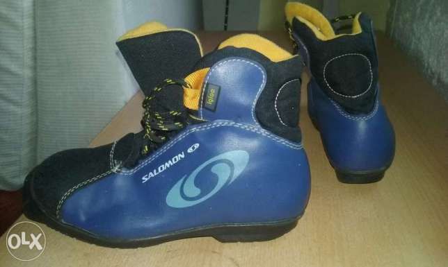 Clapari ski Salomon Iglu, m. 32, stare f. buna