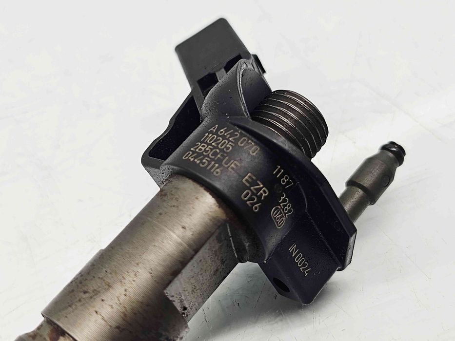 Injector Mercedes CLS (C219) [Fabr 2004-2011] A6420701187 3.0 642852 1