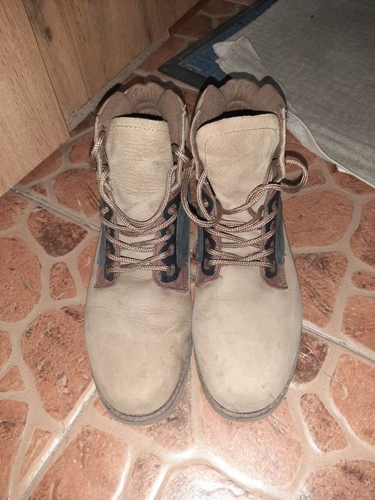 Демисезонные ботинки в отличном состоянии