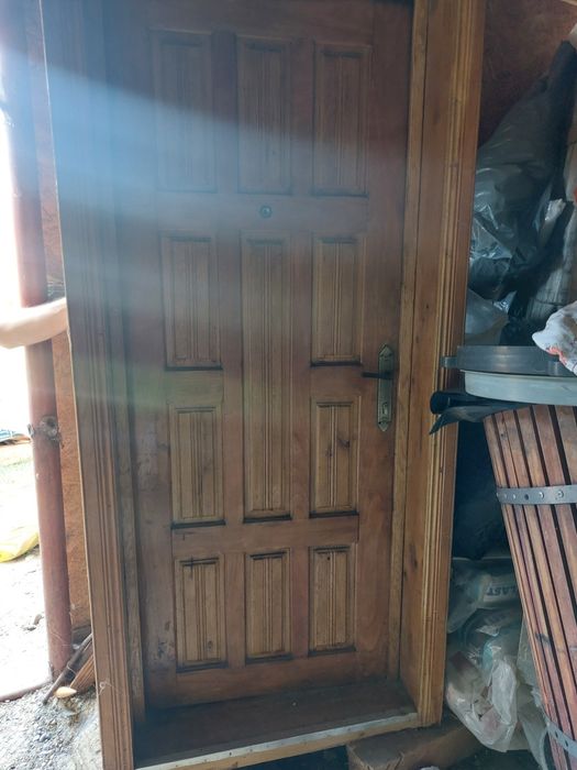 Vând ușă de stejar