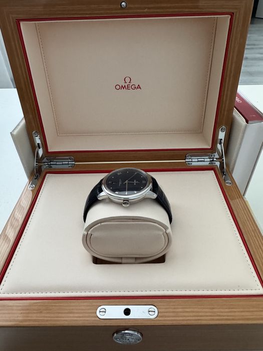 Omega De Ville Prestige Co-Axial Master Chronometer 40 mm blue