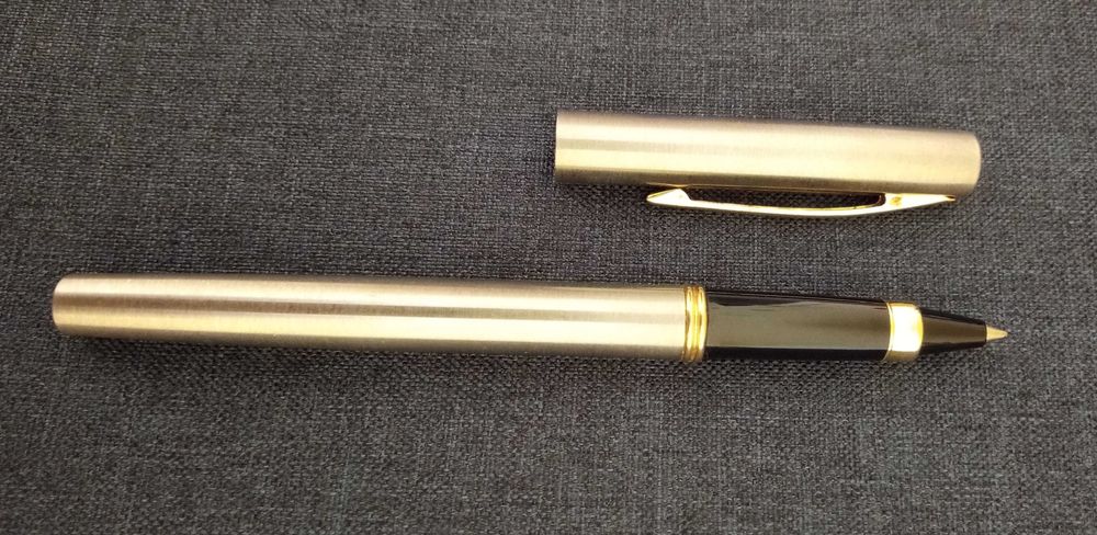 Pix Borghini Italia model V3 REP-H, otel inox, insertii aurite NOU